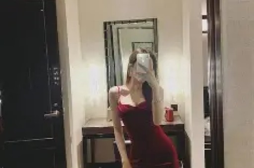 明星隐私泄露：内鬼司机与粉丝疯狂行为引发关注